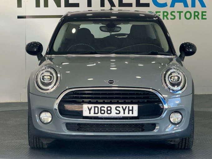 2025 Mini Hatch