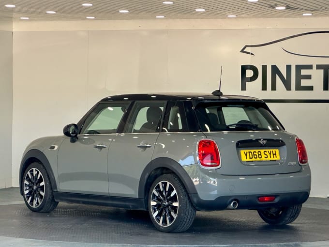 2025 Mini Hatch