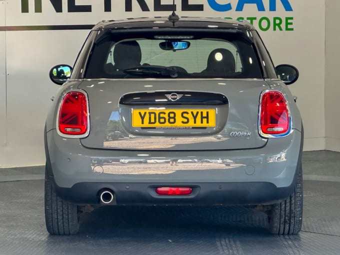 2025 Mini Hatch
