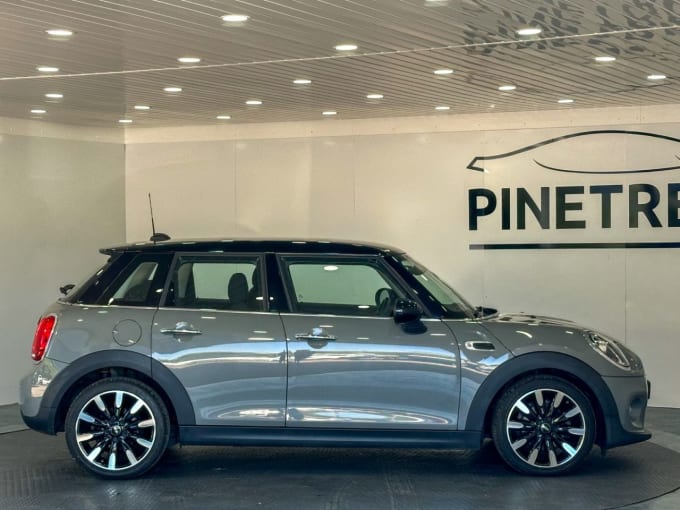 2025 Mini Hatch