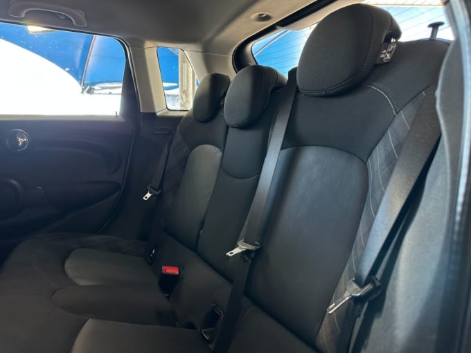 2025 Mini Hatch