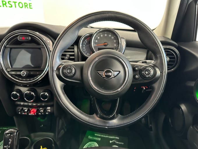 2025 Mini Hatch