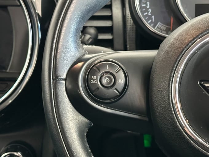 2025 Mini Hatch