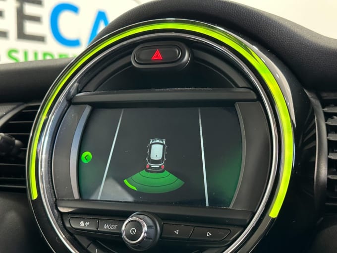 2025 Mini Hatch