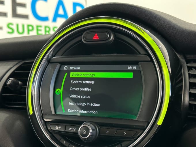 2025 Mini Hatch