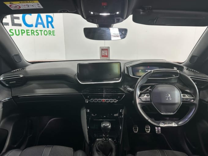 2025 Peugeot 2008