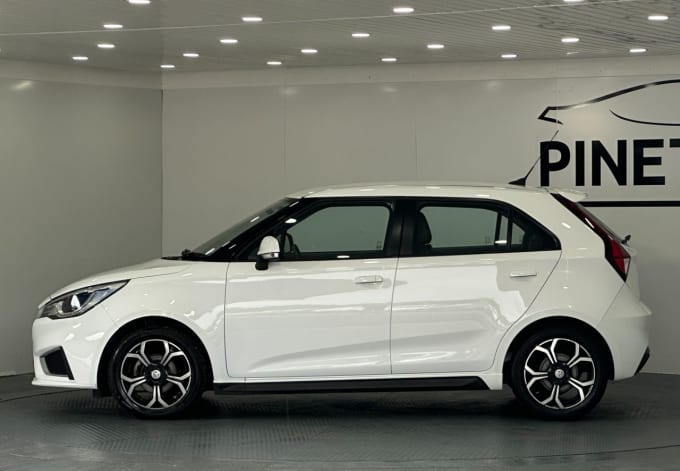 2022 Mg Mg3