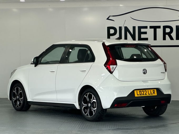 2022 Mg Mg3