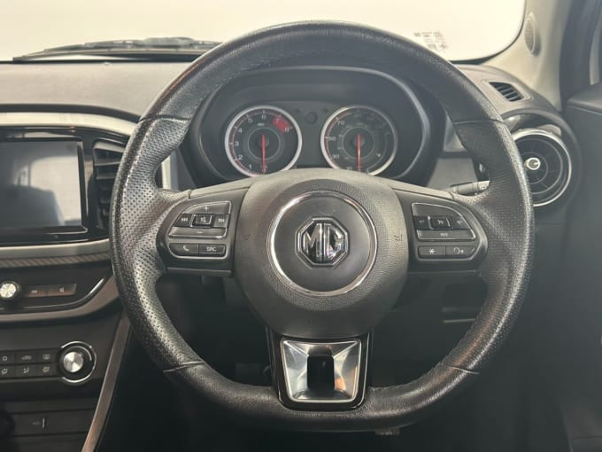2022 Mg Mg3