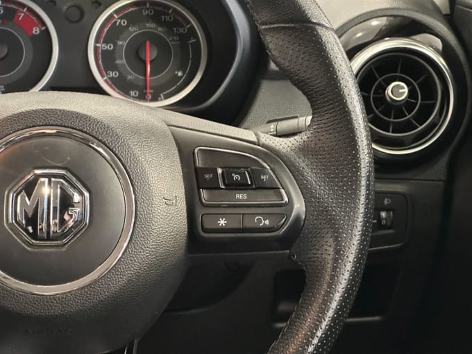 2022 Mg Mg3