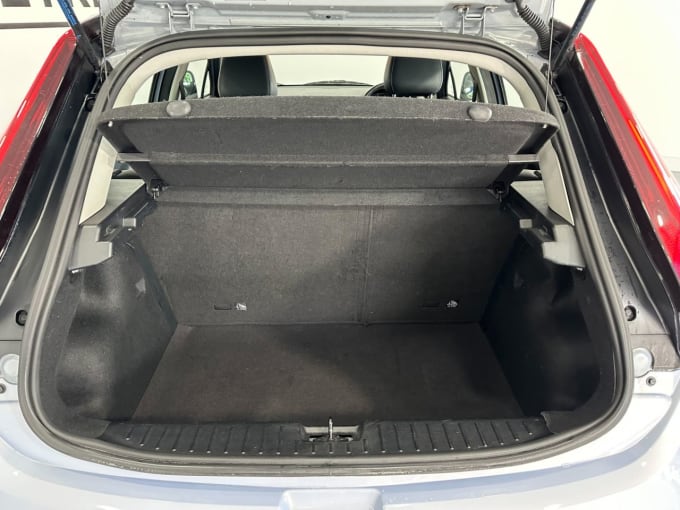 2025 Mg Mg3