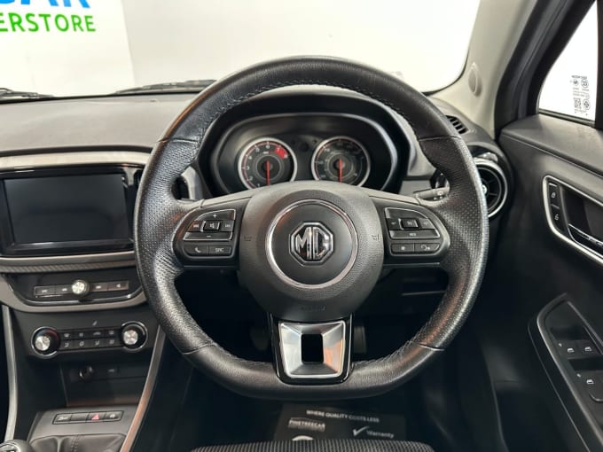 2025 Mg Mg3
