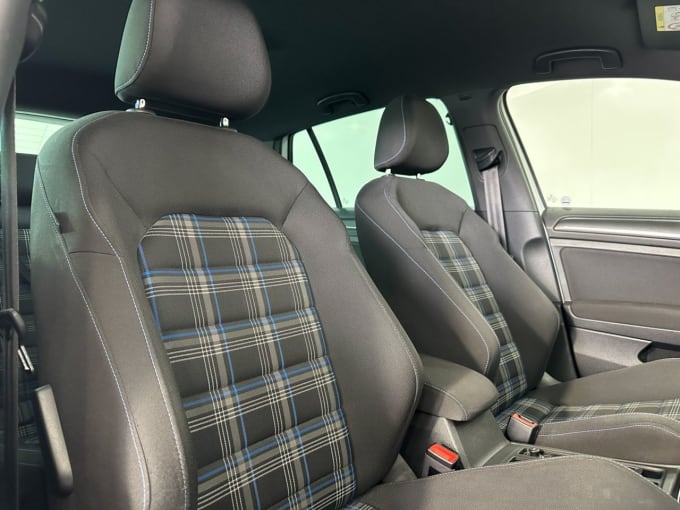 2025 Volkswagen Golf