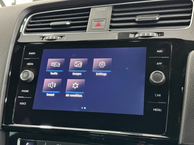 2025 Volkswagen Golf