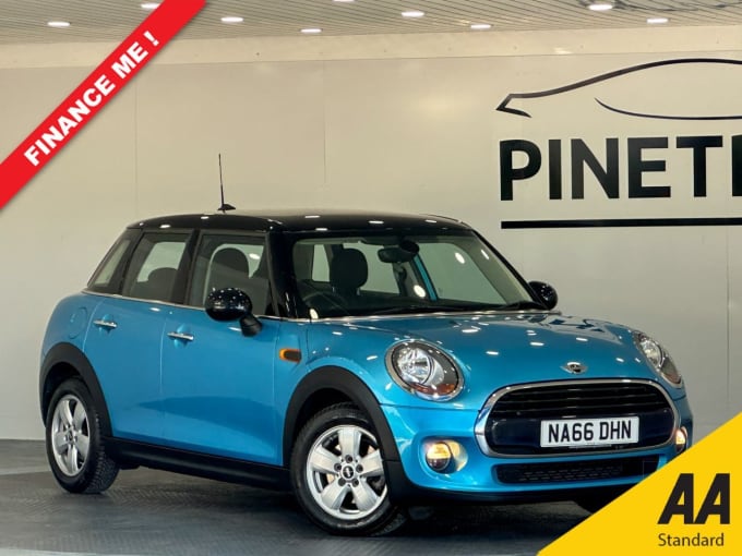2025 Mini Hatch