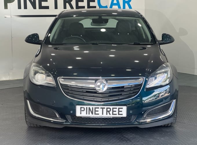 2025 Vauxhall Insignia