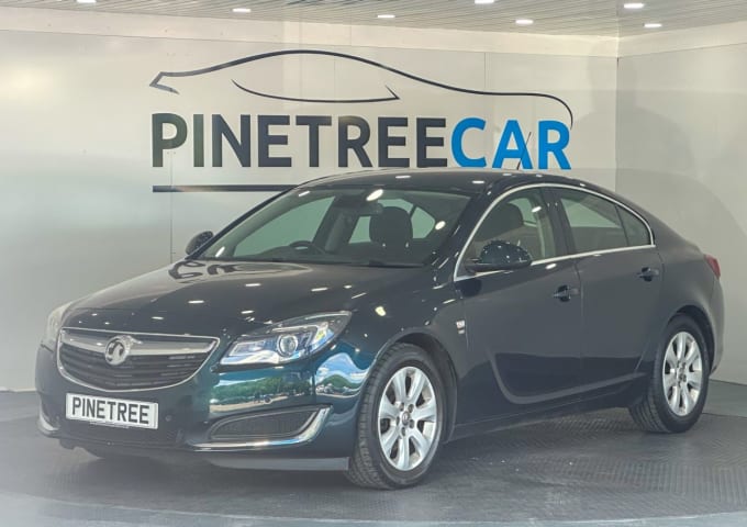 2025 Vauxhall Insignia