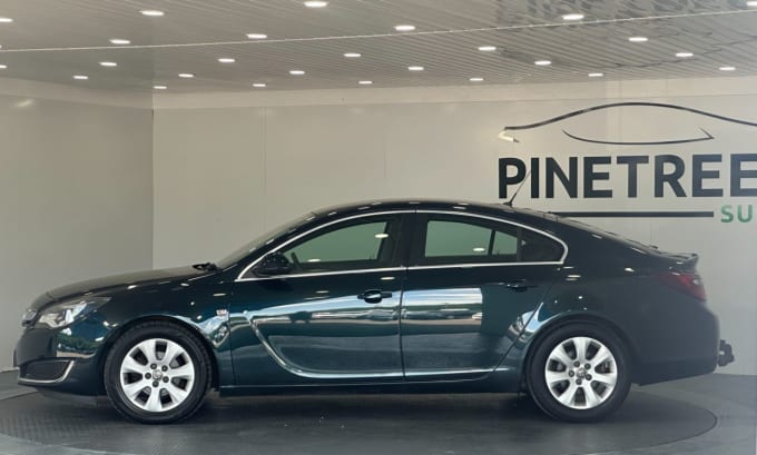 2025 Vauxhall Insignia
