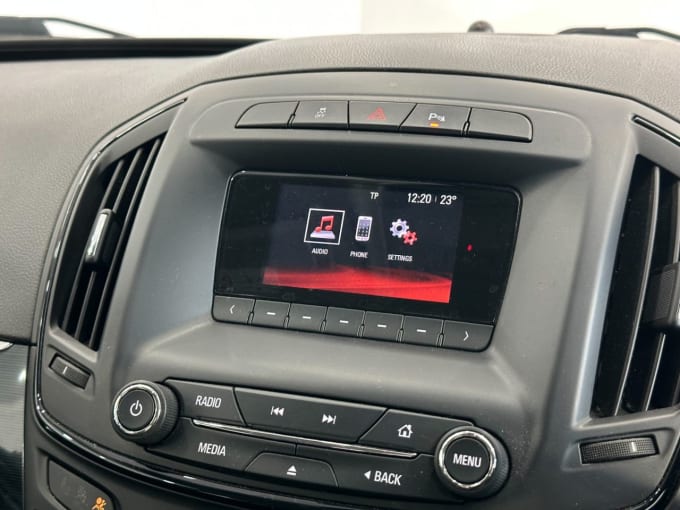 2025 Vauxhall Insignia