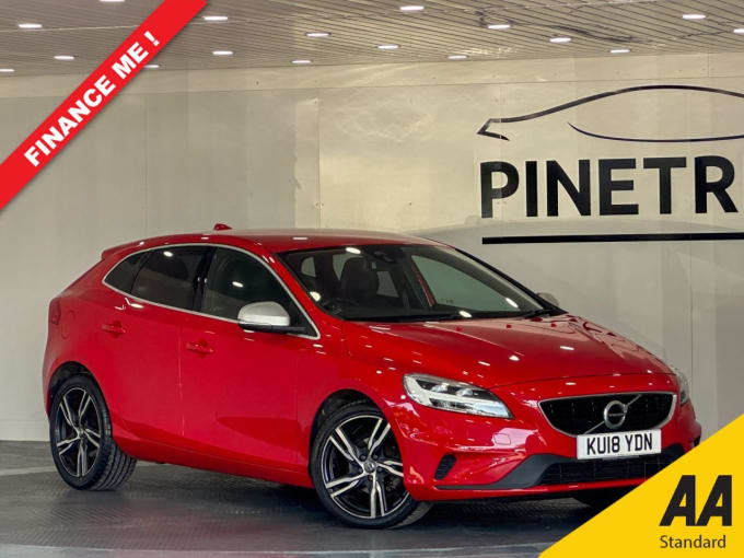 2025 Volvo V40