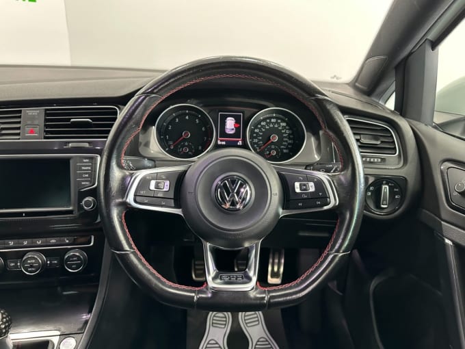 2025 Volkswagen Golf