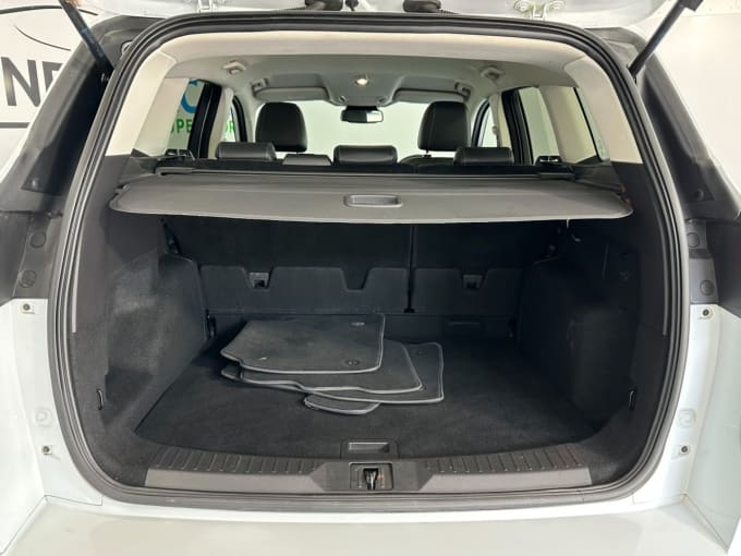 2025 Ford Kuga
