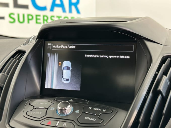 2025 Ford Kuga