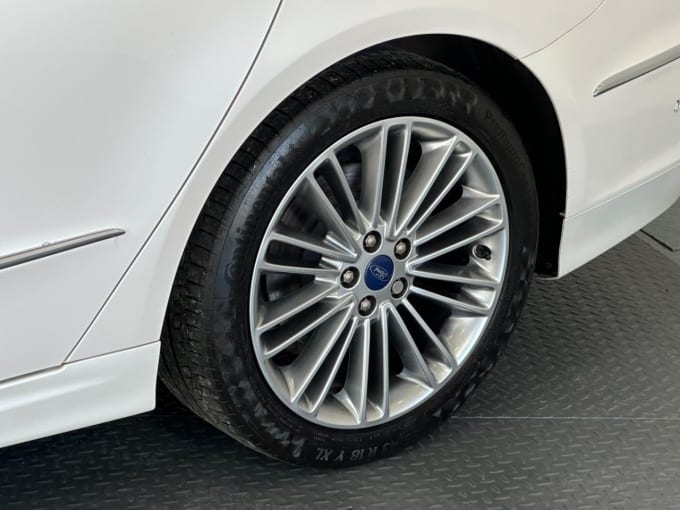 2025 Ford Mondeo
