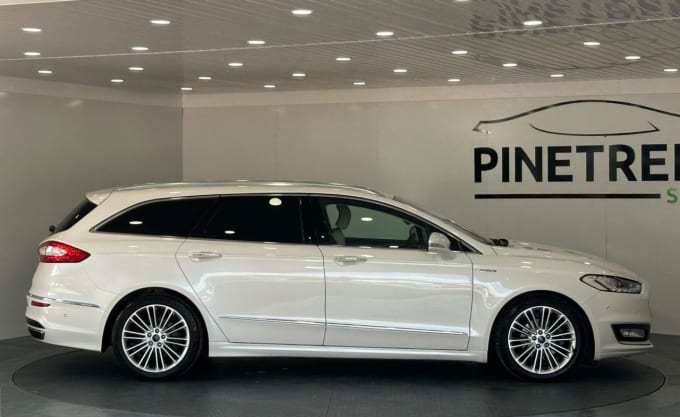 2025 Ford Mondeo