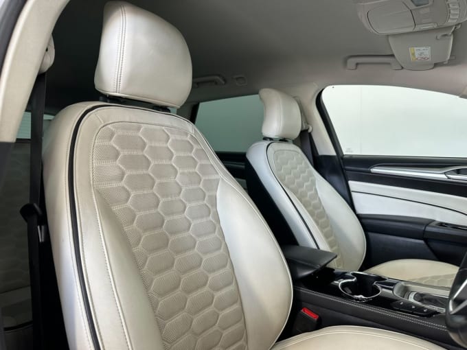 2025 Ford Mondeo