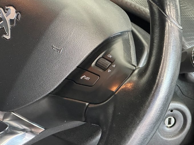 2025 Peugeot 2008