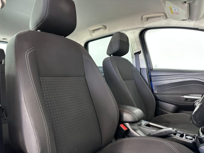 2025 Ford C-max