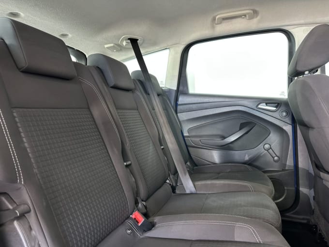 2025 Ford C-max