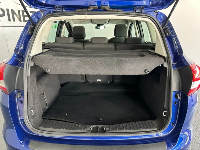 2025 Ford C-max