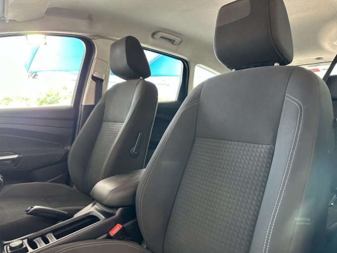 2025 Ford C-max