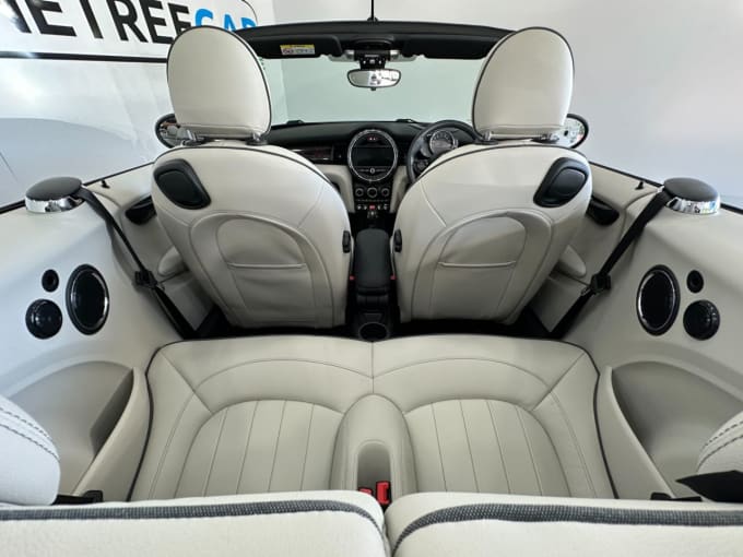 2025 Mini Convertible