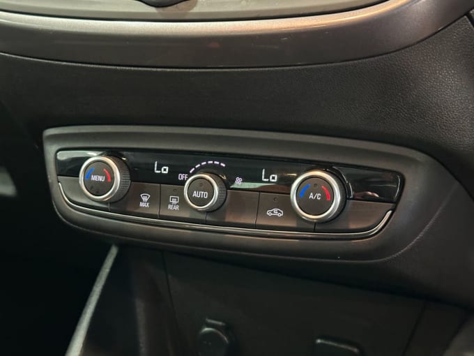 2025 Vauxhall Crossland X