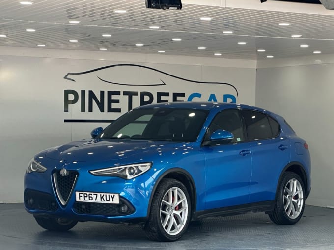 2025 Alfa Romeo Stelvio