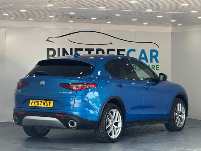 2025 Alfa Romeo Stelvio