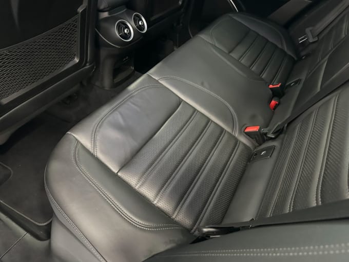 2025 Alfa Romeo Stelvio