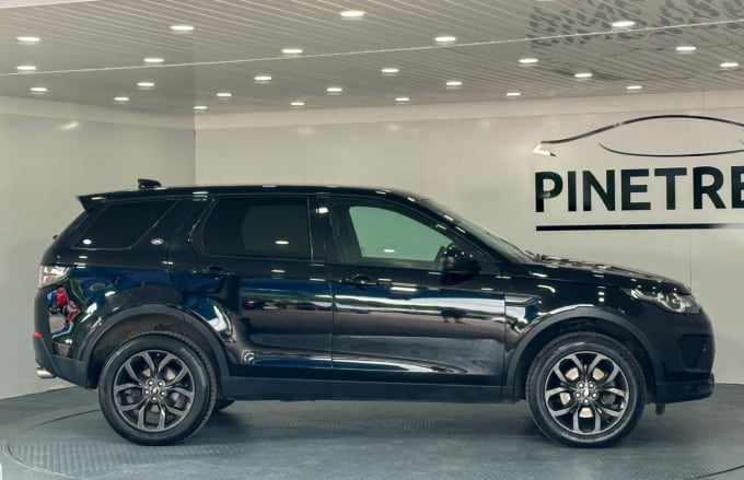 2025 Land Rover Discovery Sport