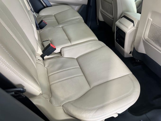 2025 Land Rover Discovery Sport