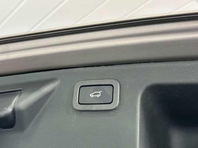 2025 Land Rover Discovery Sport