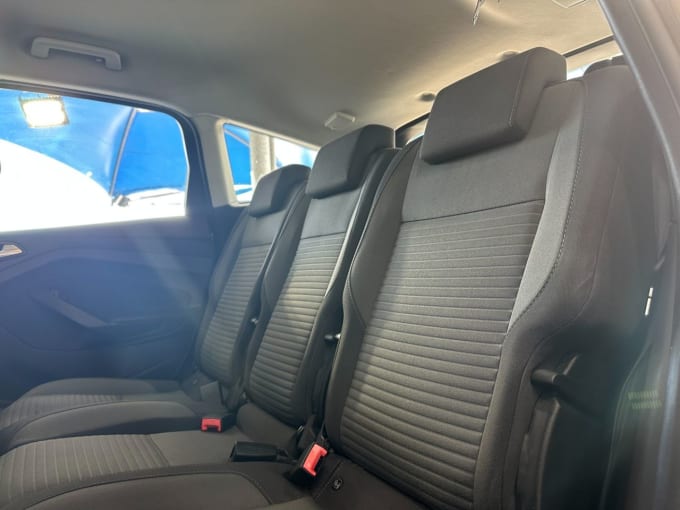 2025 Ford C-max