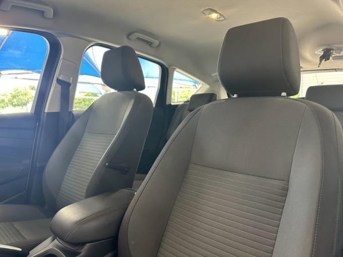 2025 Ford C-max