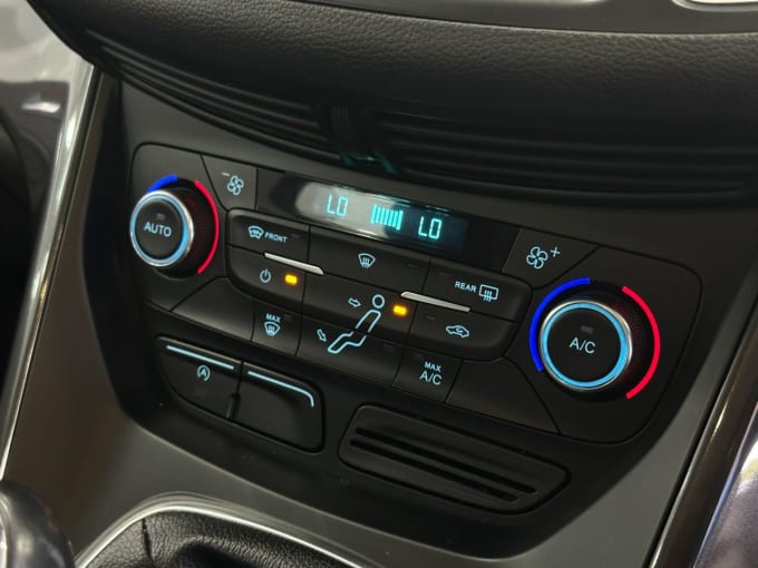 2025 Ford C-max