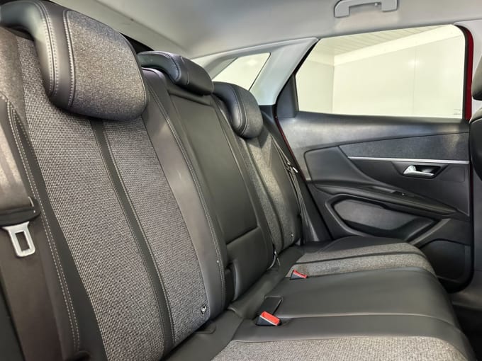 2025 Peugeot 3008