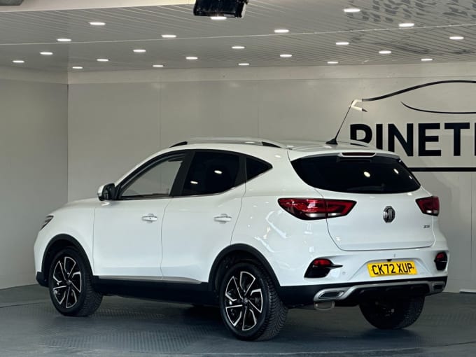 2025 Mg Mg Zs