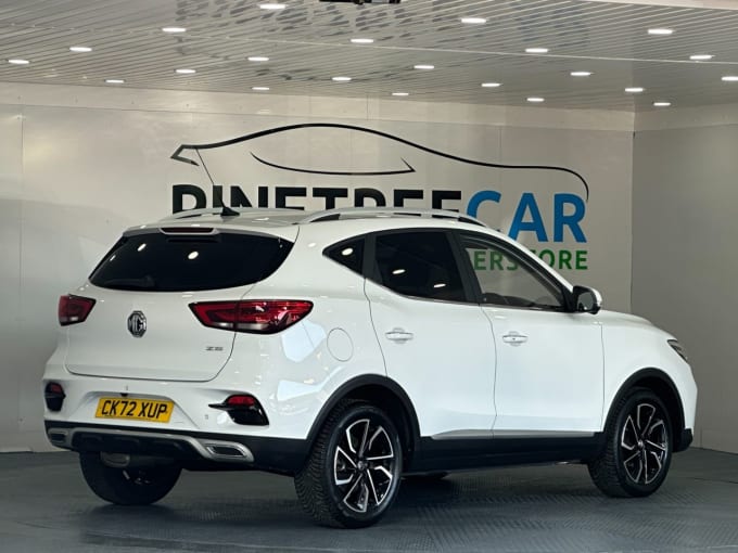 2025 Mg Mg Zs
