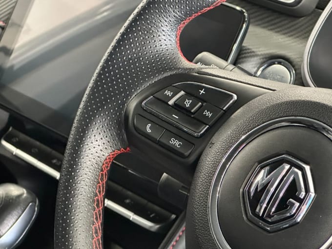 2025 Mg Mg Zs